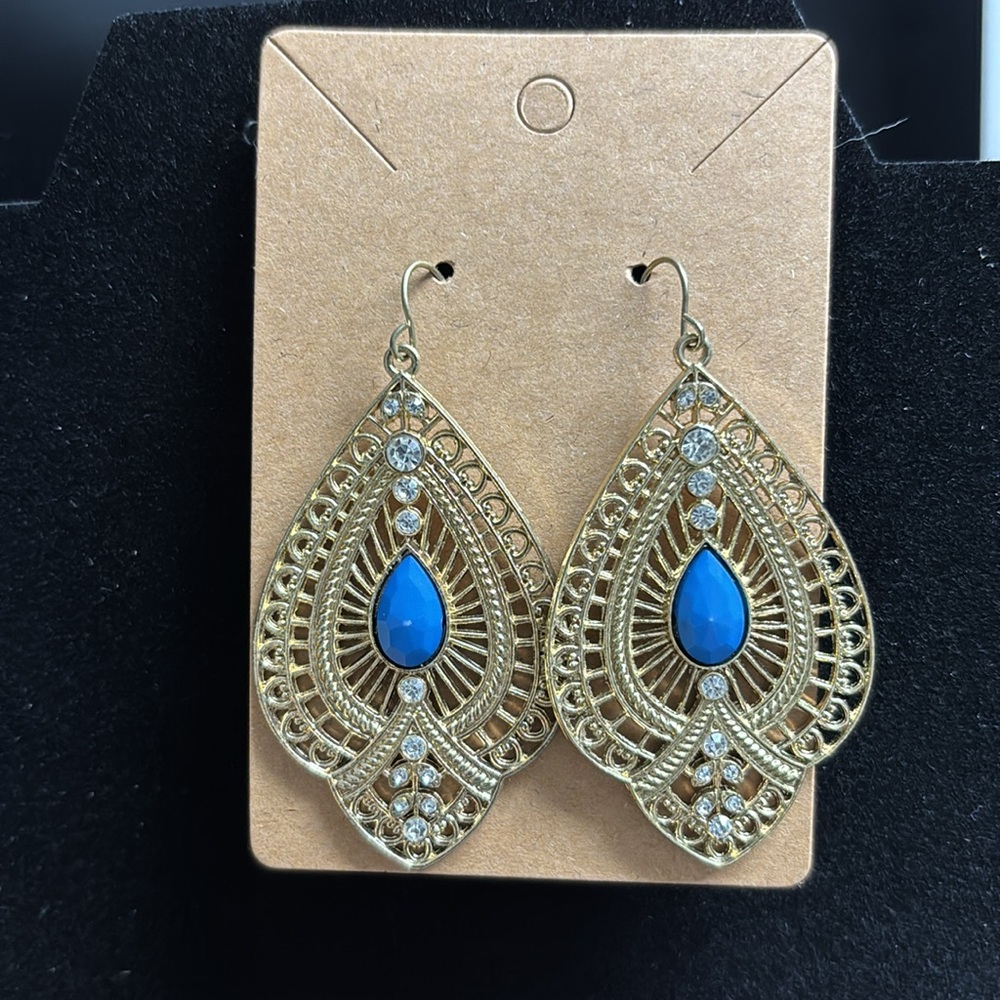 NWOT Gold and Turquoise Colored Earrings - Picture 6 of 7